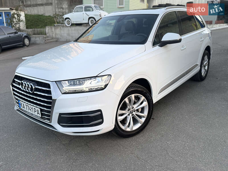 Внедорожник / Кроссовер Audi Q7 2019 в Киеве