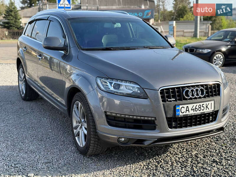 Внедорожник / Кроссовер Audi Q7 2011 в Умани