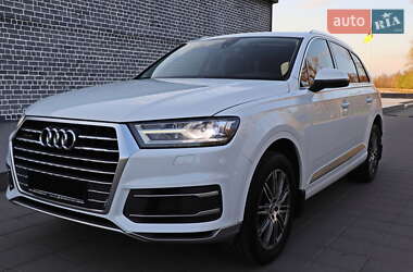 Внедорожник / Кроссовер Audi Q7 2017 в Кременчуге