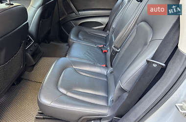 Внедорожник / Кроссовер Audi Q7 2010 в 
