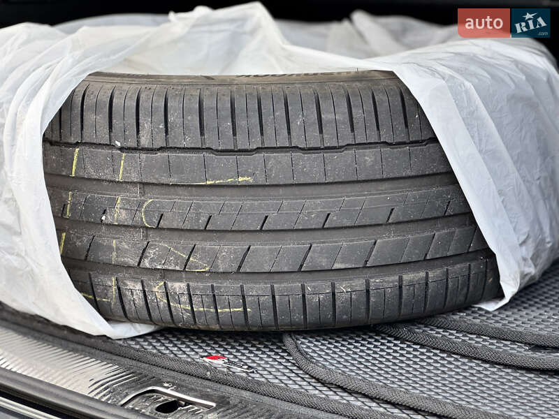 Позашляховик / Кросовер Audi Q7 2015 в Києві