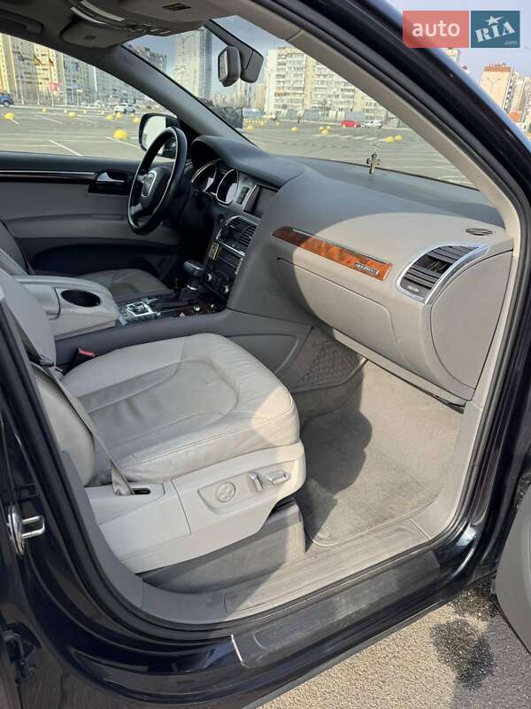 Внедорожник / Кроссовер Audi Q7 2010 в Киеве фото 25 Внедорожник / Кроссовер Audi Q7 2010 в Киеве