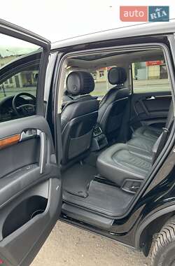 Позашляховик / Кросовер Audi Q7 2014 в 