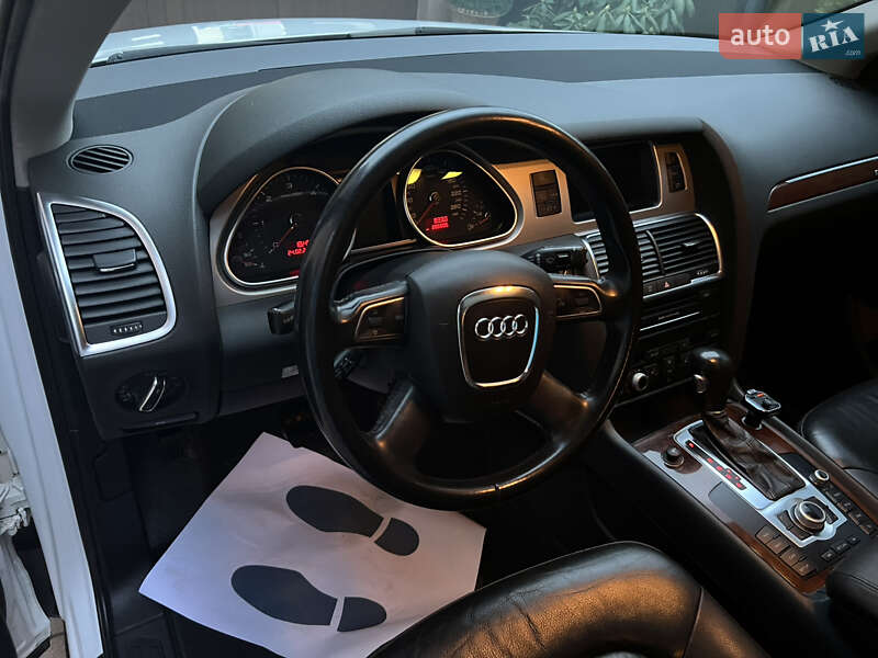 Внедорожник / Кроссовер Audi Q7 2010 в Грушево фото 6 Внедорожник / Кроссовер Audi Q7 2010 в Грушево