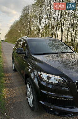 Внедорожник / Кроссовер Audi Q7 2013 в 