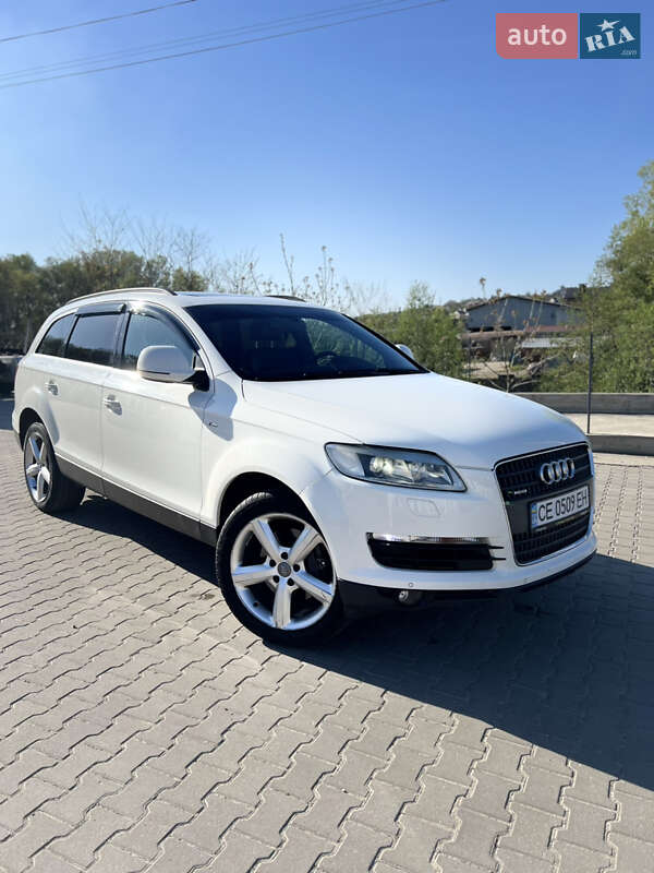 Позашляховик / Кросовер Audi Q7 2008 в Чернівцях