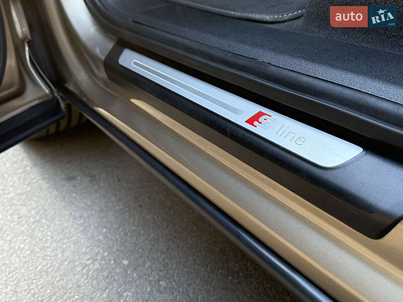 Внедорожник / Кроссовер Audi Q7 2019 в Киеве