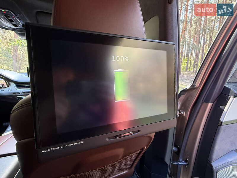 Внедорожник / Кроссовер Audi Q7 2019 в Киеве