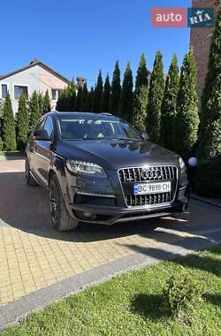 Внедорожник / Кроссовер Audi Q7 2010 в 