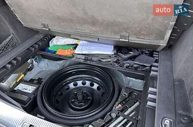 Внедорожник / Кроссовер Audi Q7 2013 в 