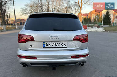 Позашляховик / Кросовер Audi Q7 2014 в 