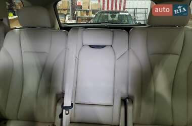 Позашляховик / Кросовер Audi Q7 2018 в 