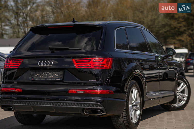 Внедорожник / Кроссовер Audi Q7 2015 в Львове