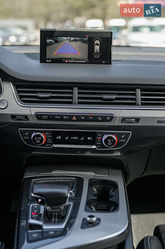 Внедорожник / Кроссовер Audi Q7 2015 в Львове