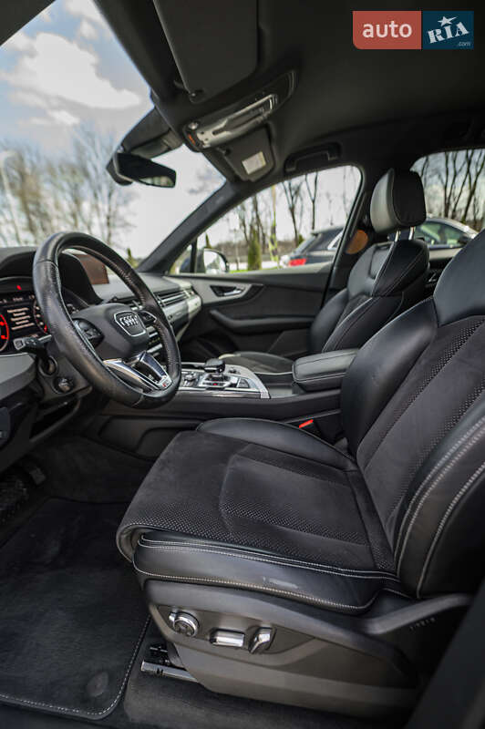 Внедорожник / Кроссовер Audi Q7 2015 в Львове
