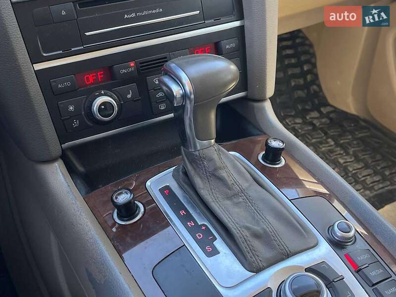 Внедорожник / Кроссовер Audi Q7 2012 в Львове