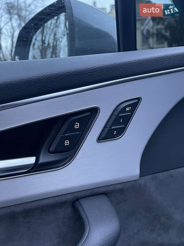 Внедорожник / Кроссовер Audi Q7 2022 в Киеве