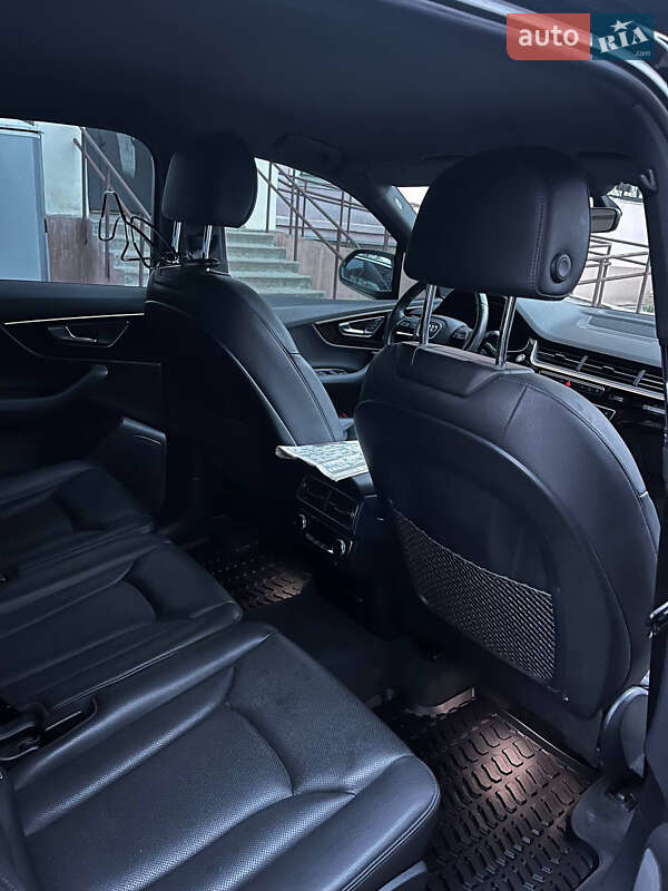 Внедорожник / Кроссовер Audi Q7 2016 в Харькове