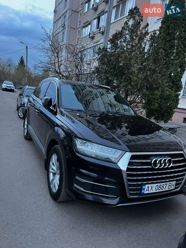 Внедорожник / Кроссовер Audi Q7 2016 в Харькове