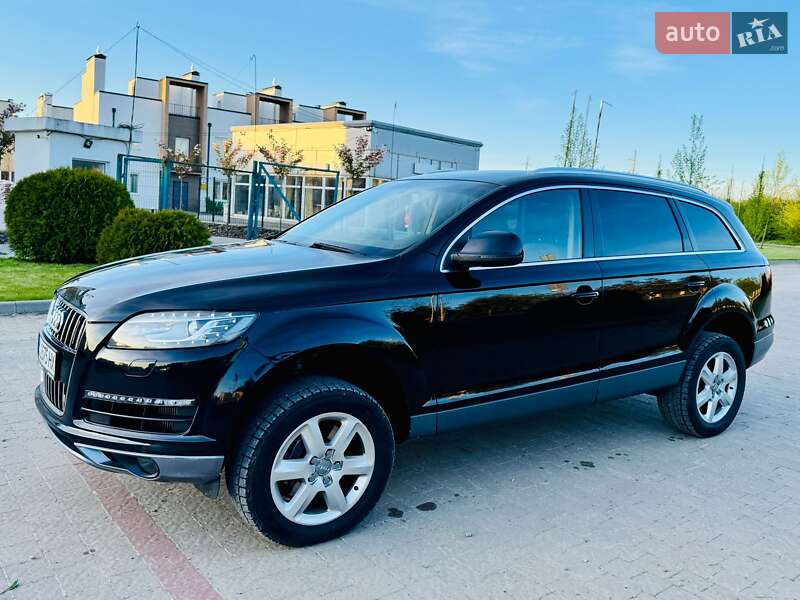 Позашляховик / Кросовер Audi Q7 2013 в Львові