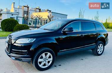 Внедорожник / Кроссовер Audi Q7 2013 в 