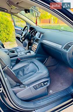 Внедорожник / Кроссовер Audi Q7 2013 в 