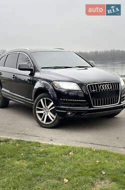 Внедорожник / Кроссовер Audi Q7 2014 в 