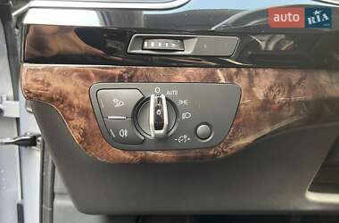 Внедорожник / Кроссовер Audi Q7 2016 в 