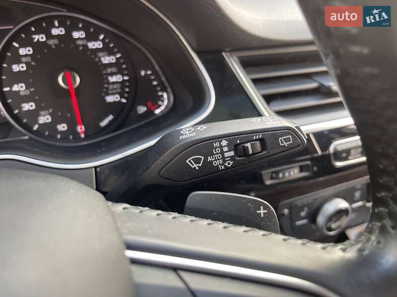 Позашляховик / Кросовер Audi Q7 2016 в Києві