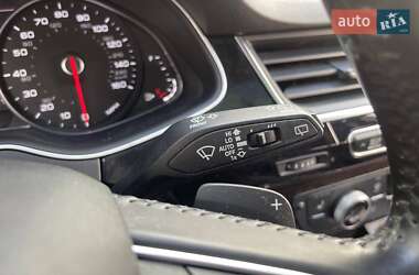 Внедорожник / Кроссовер Audi Q7 2016 в 