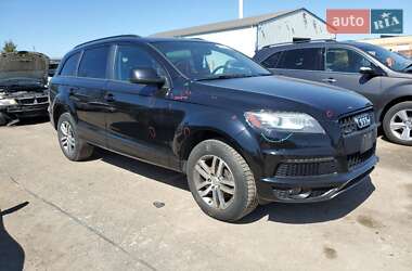 Внедорожник / Кроссовер Audi Q7 2014 в 