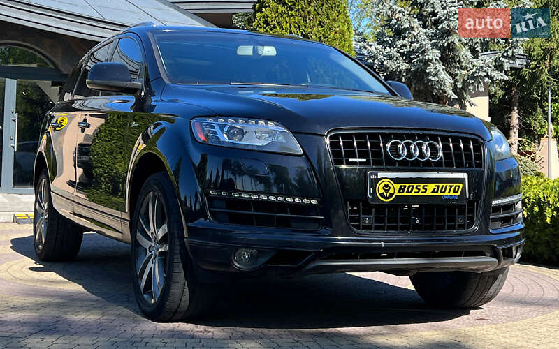 Внедорожник / Кроссовер Audi Q7 2013 в 