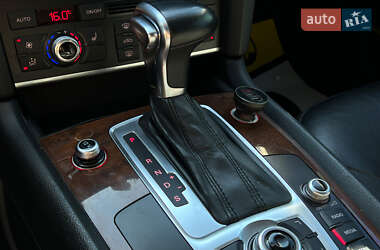 Внедорожник / Кроссовер Audi Q7 2013 в 