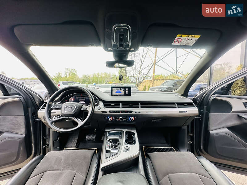 Внедорожник / Кроссовер Audi Q7 2016 в Харькове