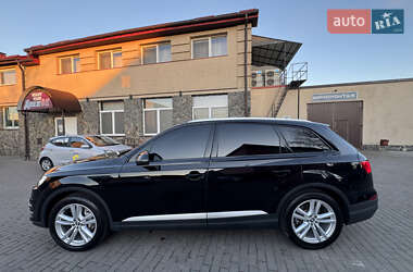 Позашляховик / Кросовер Audi Q7 2015 в 