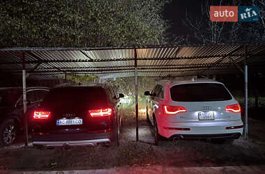 Позашляховик / Кросовер Audi Q7 2015 в 