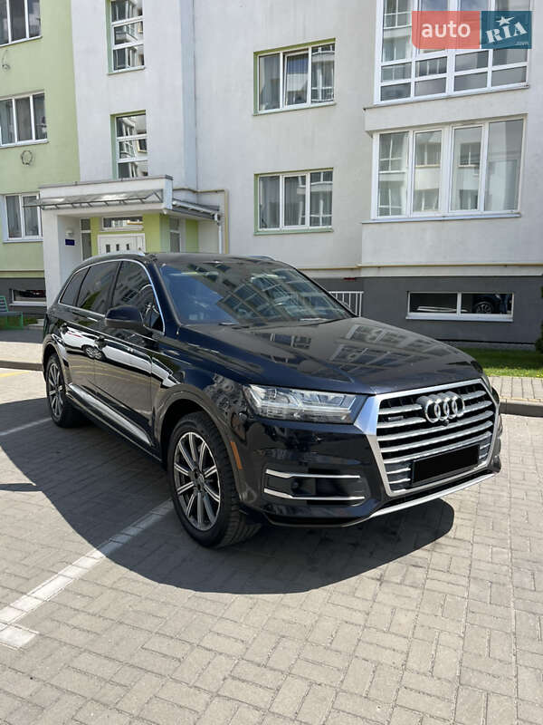Позашляховик / Кросовер Audi Q7 2016 в Львові