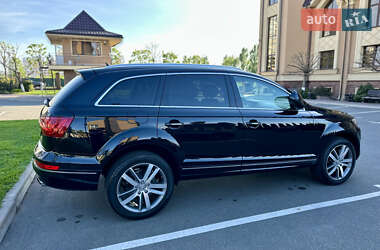 Внедорожник / Кроссовер Audi Q7 2015 в 