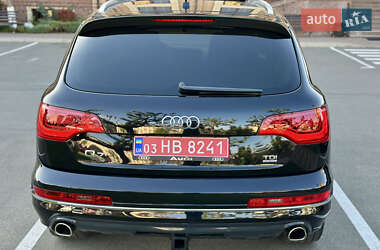 Внедорожник / Кроссовер Audi Q7 2015 в 