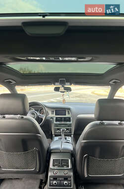 Внедорожник / Кроссовер Audi Q7 2012 в 
