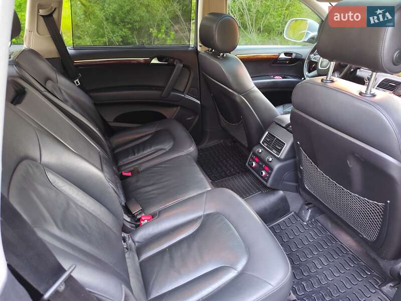Внедорожник / Кроссовер Audi Q7 2010 в Черновцах фото 7 Внедорожник / Кроссовер Audi Q7 2010 в Черновцах