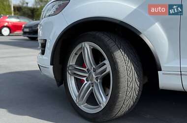 Внедорожник / Кроссовер Audi Q7 2015 в 