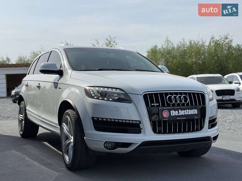 Внедорожник / Кроссовер Audi Q7 2015 в Ровно