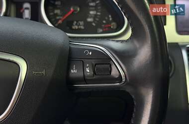 Внедорожник / Кроссовер Audi Q7 2015 в 