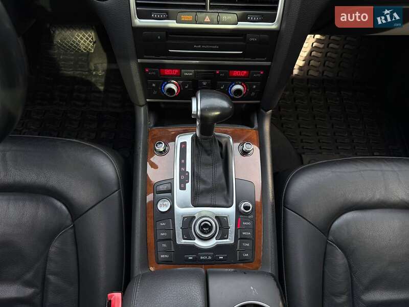 Внедорожник / Кроссовер Audi Q7 2015 в Ровно