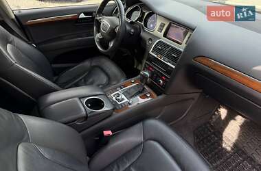 Внедорожник / Кроссовер Audi Q7 2015 в 