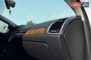 Внедорожник / Кроссовер Audi Q7 2015 в 