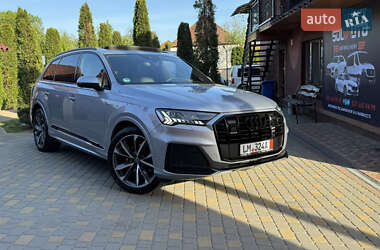 Внедорожник / Кроссовер Audi Q7 2020 в 