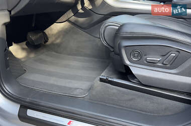 Внедорожник / Кроссовер Audi Q7 2020 в 