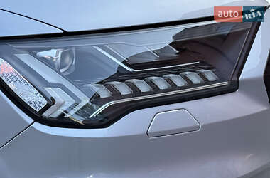 Внедорожник / Кроссовер Audi Q7 2020 в 